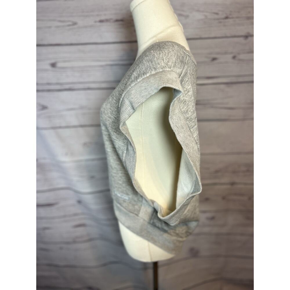 Upper Level Light Gray V-Neck Muscle Sweater Tank Size Large - Picture 3 of 6